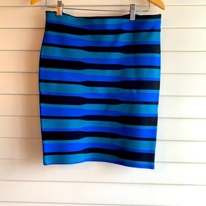 Stretchy striped BCBG skirt